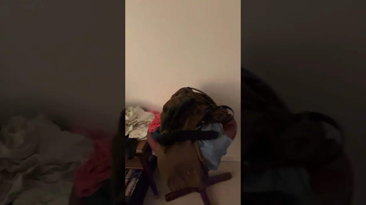 About to wake up and start my day enjoy 😊