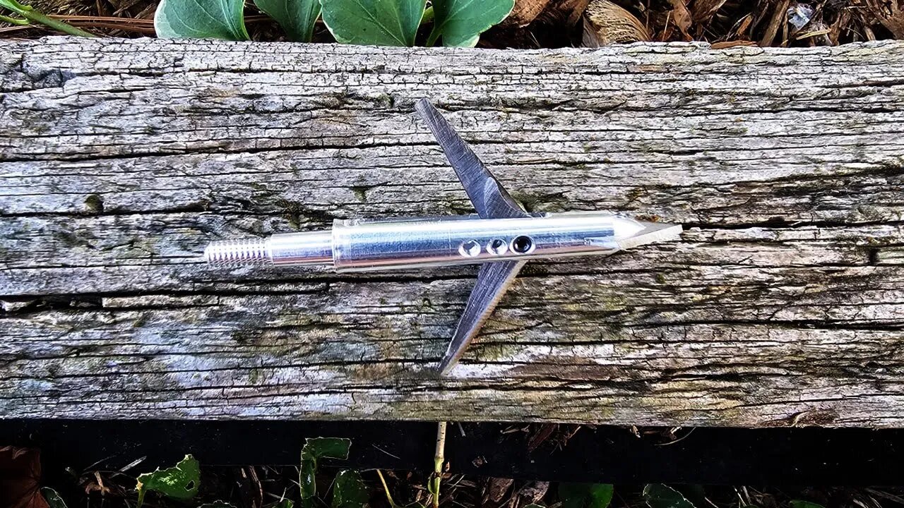 Triple Point Outdoors Clovis Helicut Broadhead Review