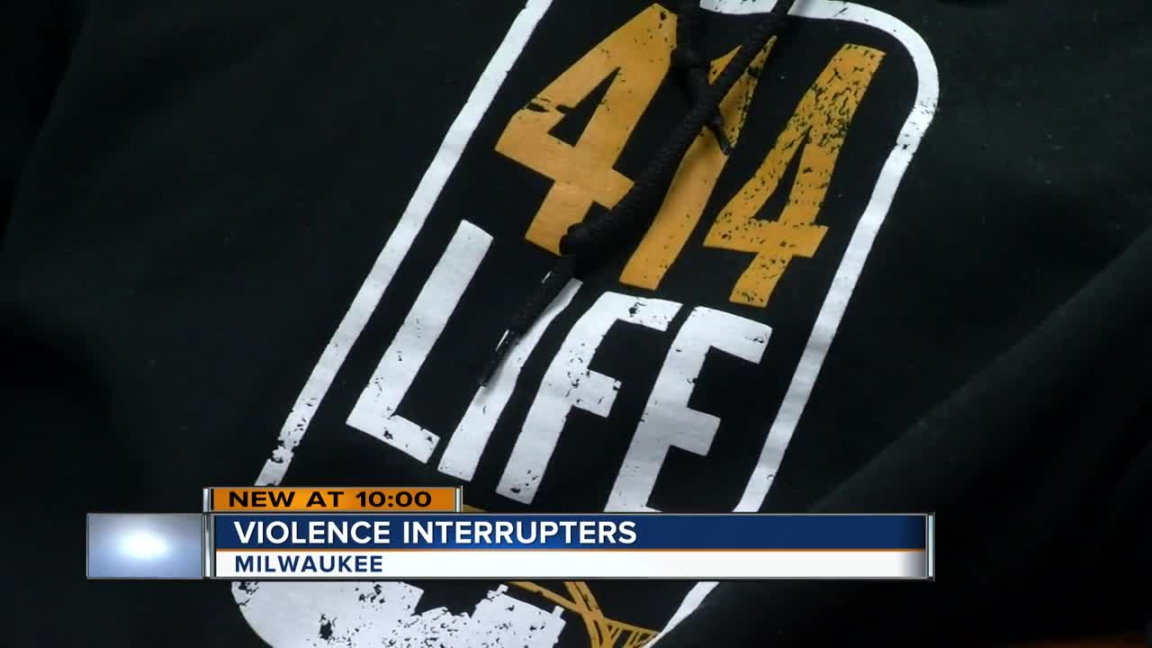 'Violence Interrupters' work to prevent gun violence in Milwaukee