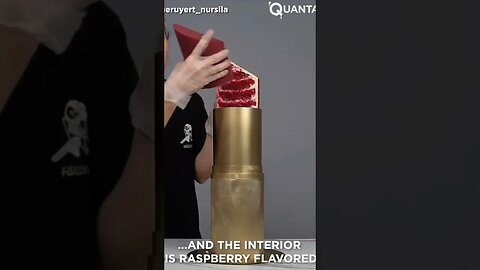 A Giant Lipstick Cake???