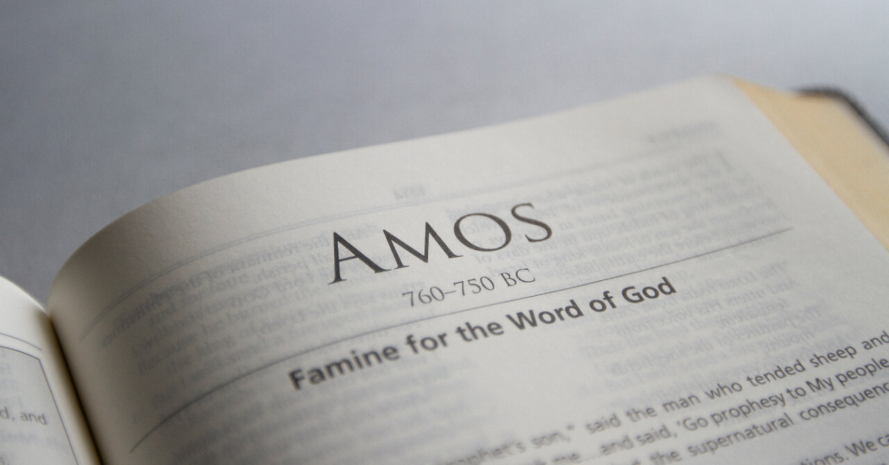 Amos KJV