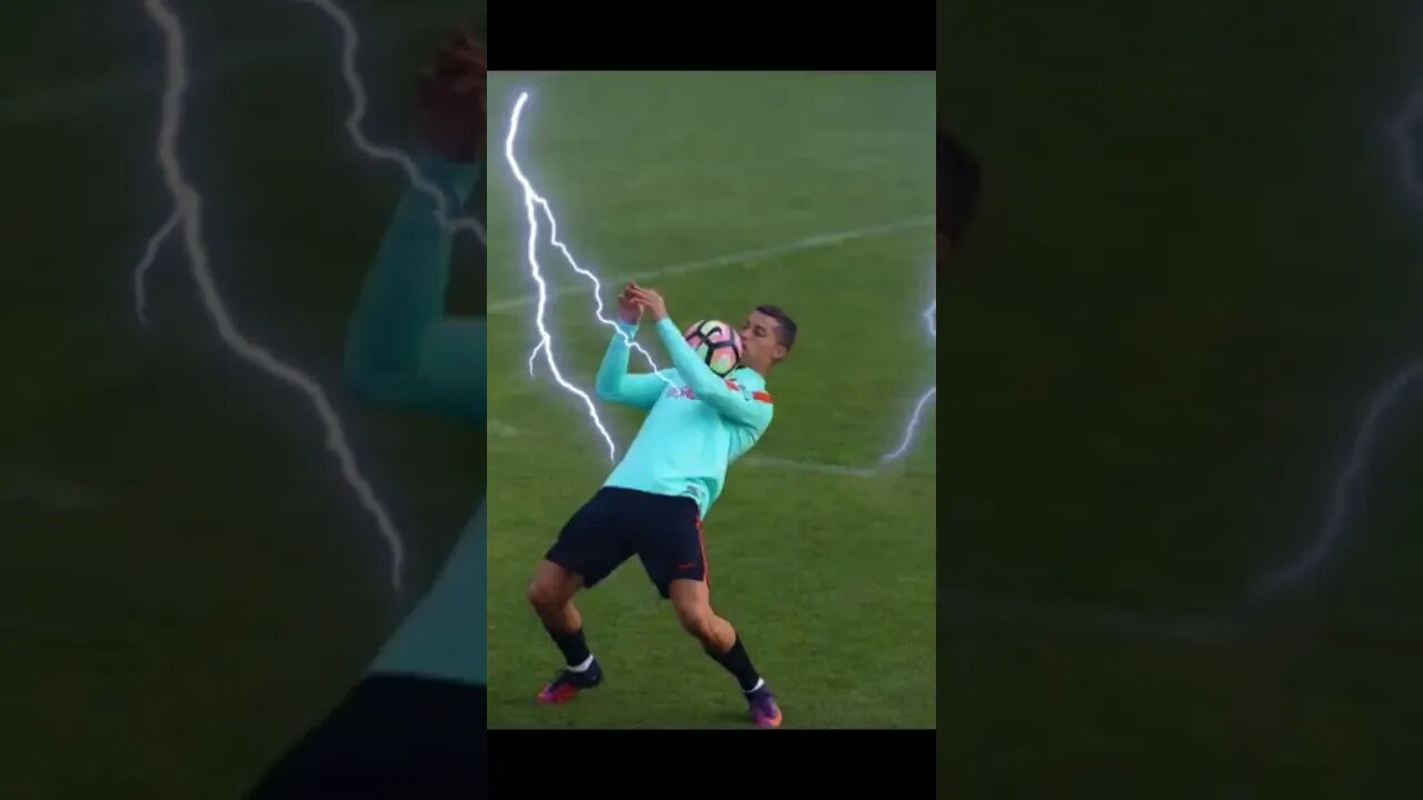 FREESTYLE RONALDO || SKILLS || FOOTBALL#shorts #video