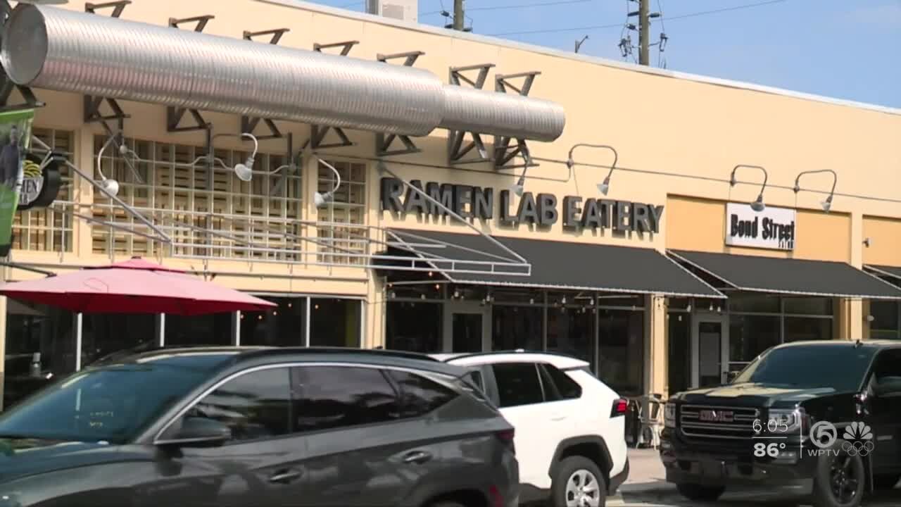 Customer shows support for restaurant owner who experienced anti-Asian tirade