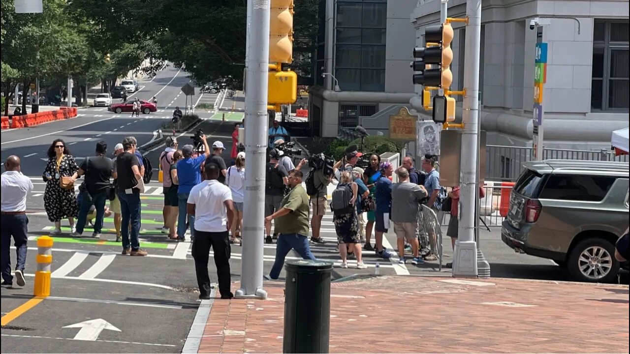 Live - Fulton County Courthouse - Atlanta GA