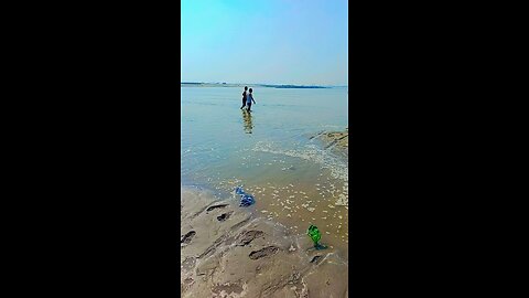 Fishing🎣🎣🎣 in beautiful✨ River