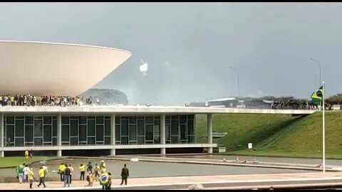 Momento em que o povo toma o Congresso Nacional