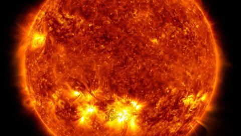 Massive Solar Flare could hit Earth and cut out all power