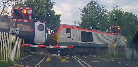 TFW Loco hauled 67017