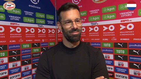 Ruud van Nistelrooij wordt weleens moe van de VAR en zag een sterk PSV tegen NEC Nijmegen.