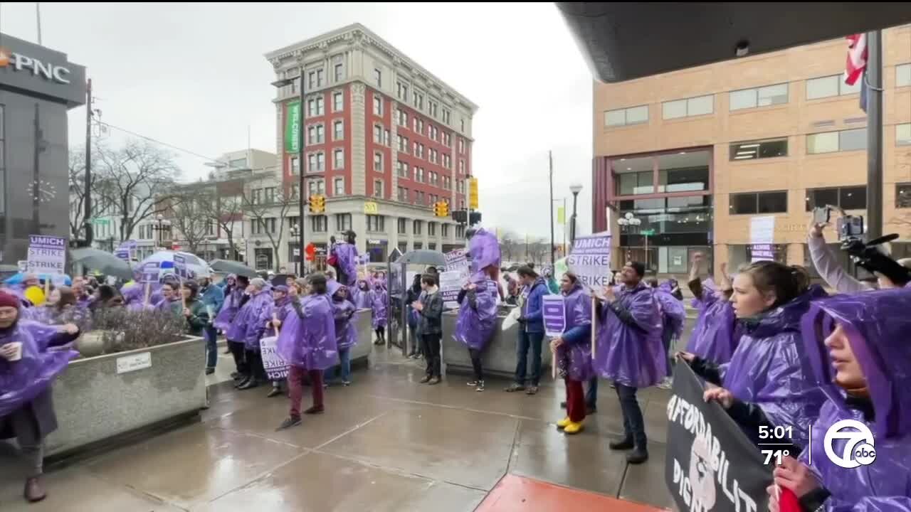 Striking U-M graduate workers reach deal with university