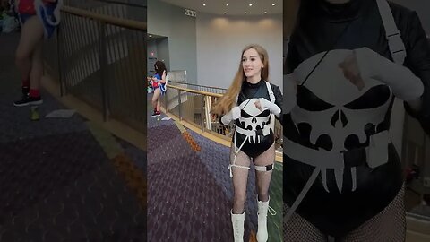 The Punisher Earth 616 Cosplay | Megacon