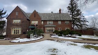 Explore Mid Michigan - The English Inn