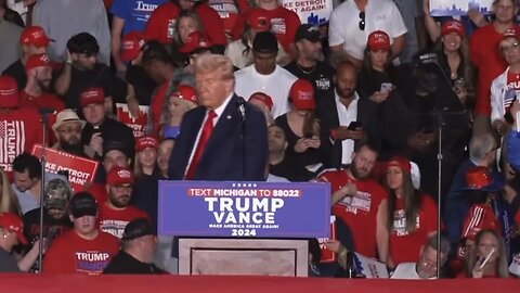 MIC CUT OFF: Trump POWERLESSLY wanders around at Detroit Michigan rally