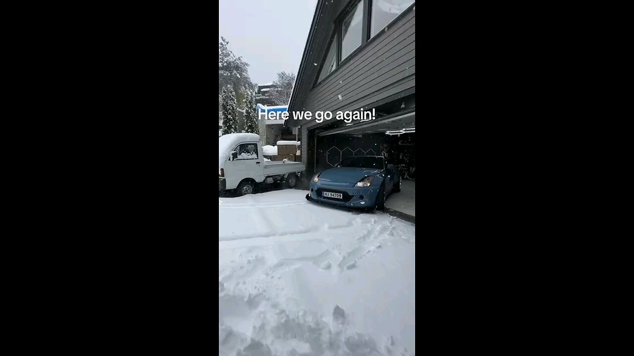 We got snow today!! What did u expect? ❄️