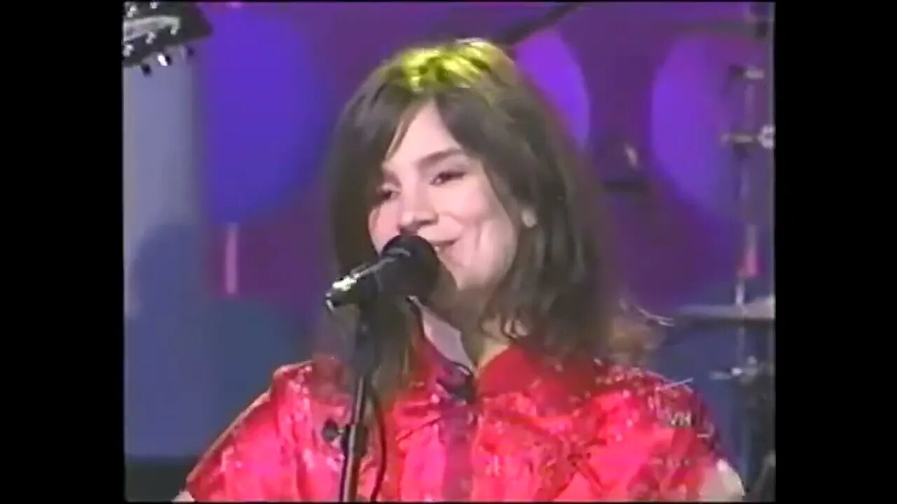 10000 Maniacs - Rainy Day - Live - 1997 - UKTV - 720p