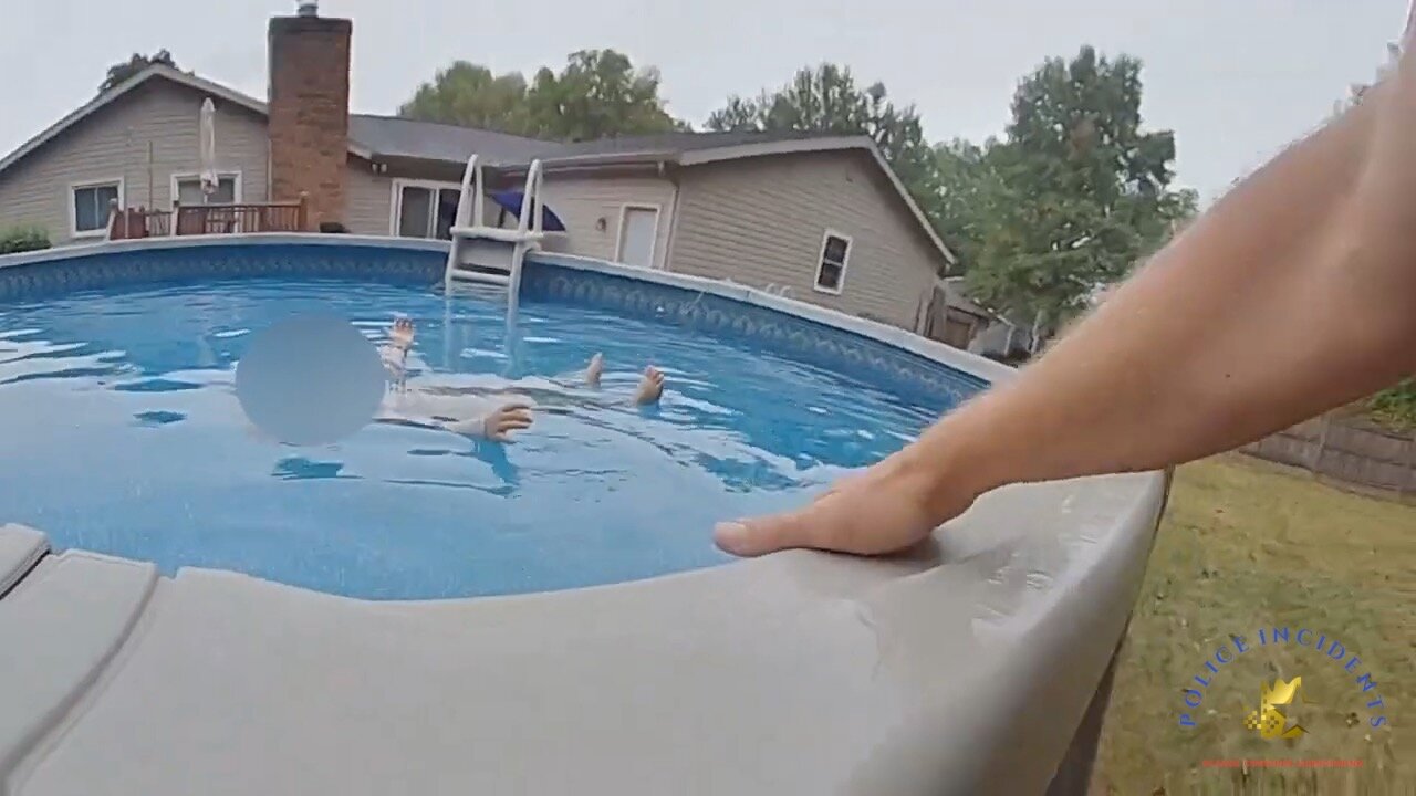 Officer rescues missing toddler with autism found floating in neighbors’ pool.