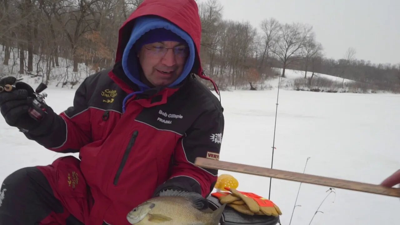 MidWest Outdoors TV #1763 - Panfishing with the Custom Jigs Crew on Iowa Ice.