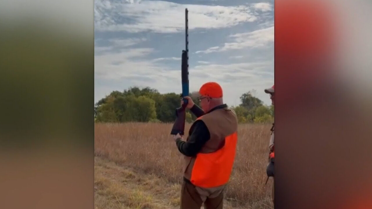 Tim Walz handles gun like an object from ‘outer space’