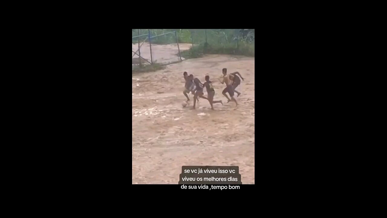 football rachao in the mud