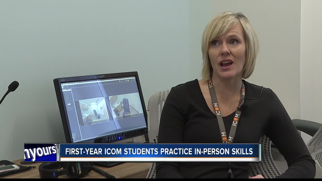 First-year ICOM students work with standardized patients to improve bedside manner