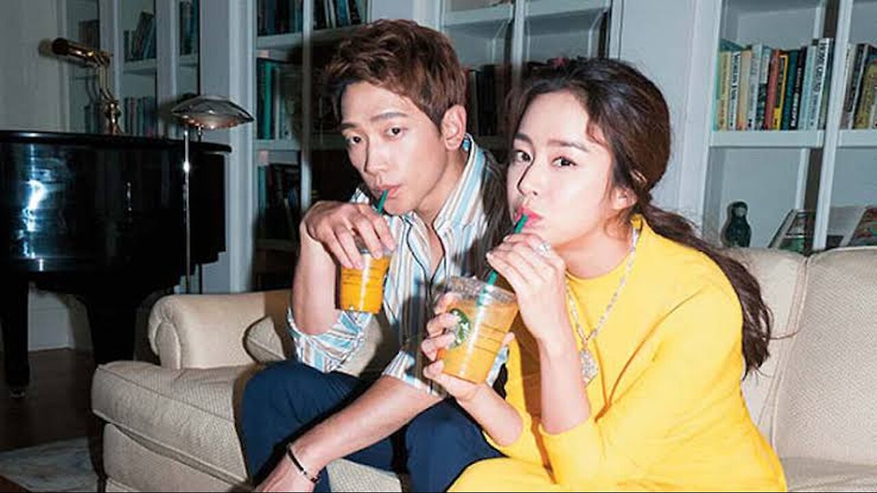 Rain and Kim Tae Hee were seen on a date without children.