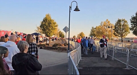 Trump supporters wait all night for rally in Arizona