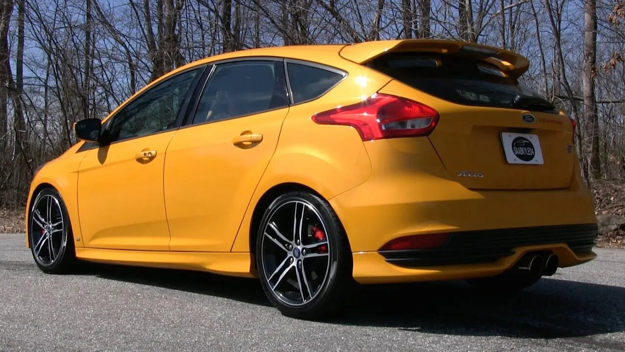 Pure Sound: Tuned 2015 Ford Focus ST - Start Up, Revs & Acceleration