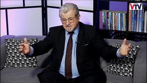 KROK DO PRZODU DWA DO TYŁU, ŚWIAT NA SMYCZY NIE WYTRZYMUJE dr Andrzej Kaczorowski © 2021 VTV