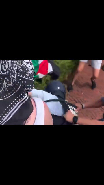 🚨 Anti-Israel protestors drag U.S. Park Police officers on the ground outside of Union Station.