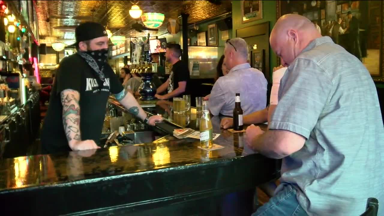 Milwaukee bars busy as businesses once again welcome in-person patrons