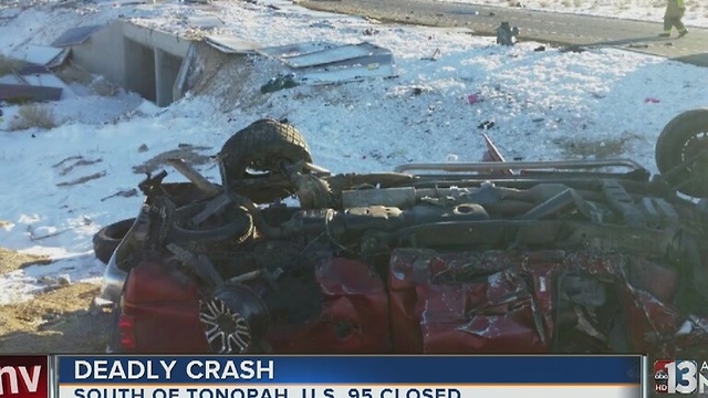 Fatal head-on crash closes US 95 near Tonopah