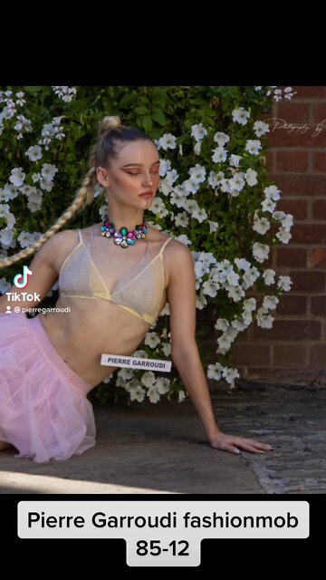 Pierre Garroudi fashionmob 85-12