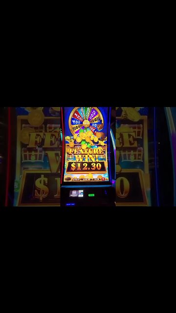 Slot Machine Wheel Beaver Bucks at the Casino!