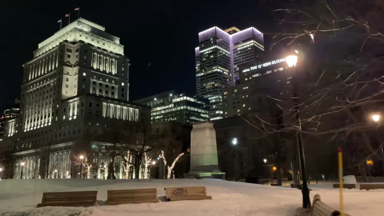 "Experience the Thrilling Montreal Downtown Skyrise Walk Tour!"