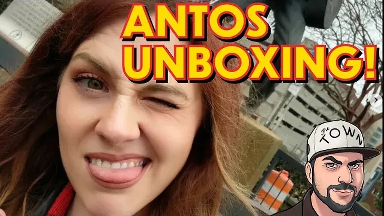 I Got A SIGNED Star Trek Comic From HEATHER ANTOS Herself! Unboxing And Reaction!