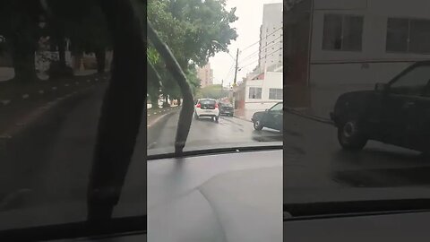 pior coisa... enquanto dirigimos é ter co piloto te atrapalhando.. gritando de medo e mimimi 🤦🏼