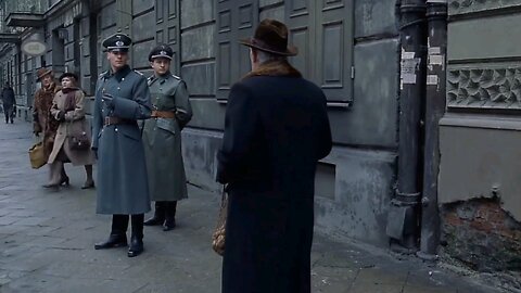 The Pianist - Sidewalk Scene (EN/TR)