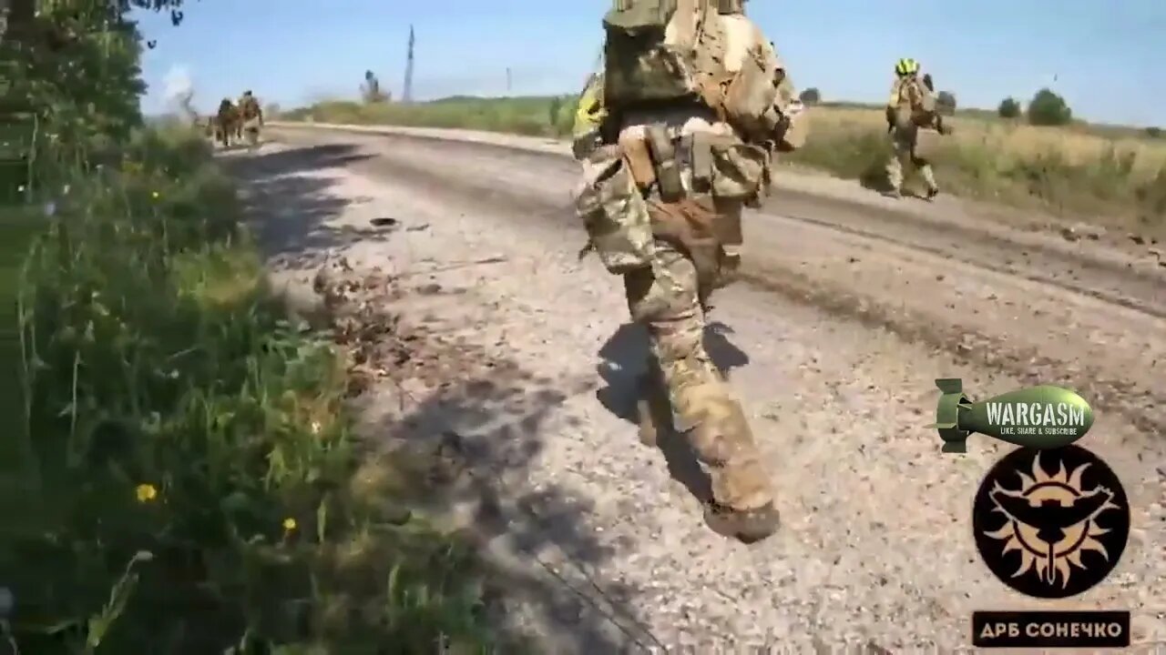 Ukrainians attempts to break through Russian positions, pushed back by shelling
