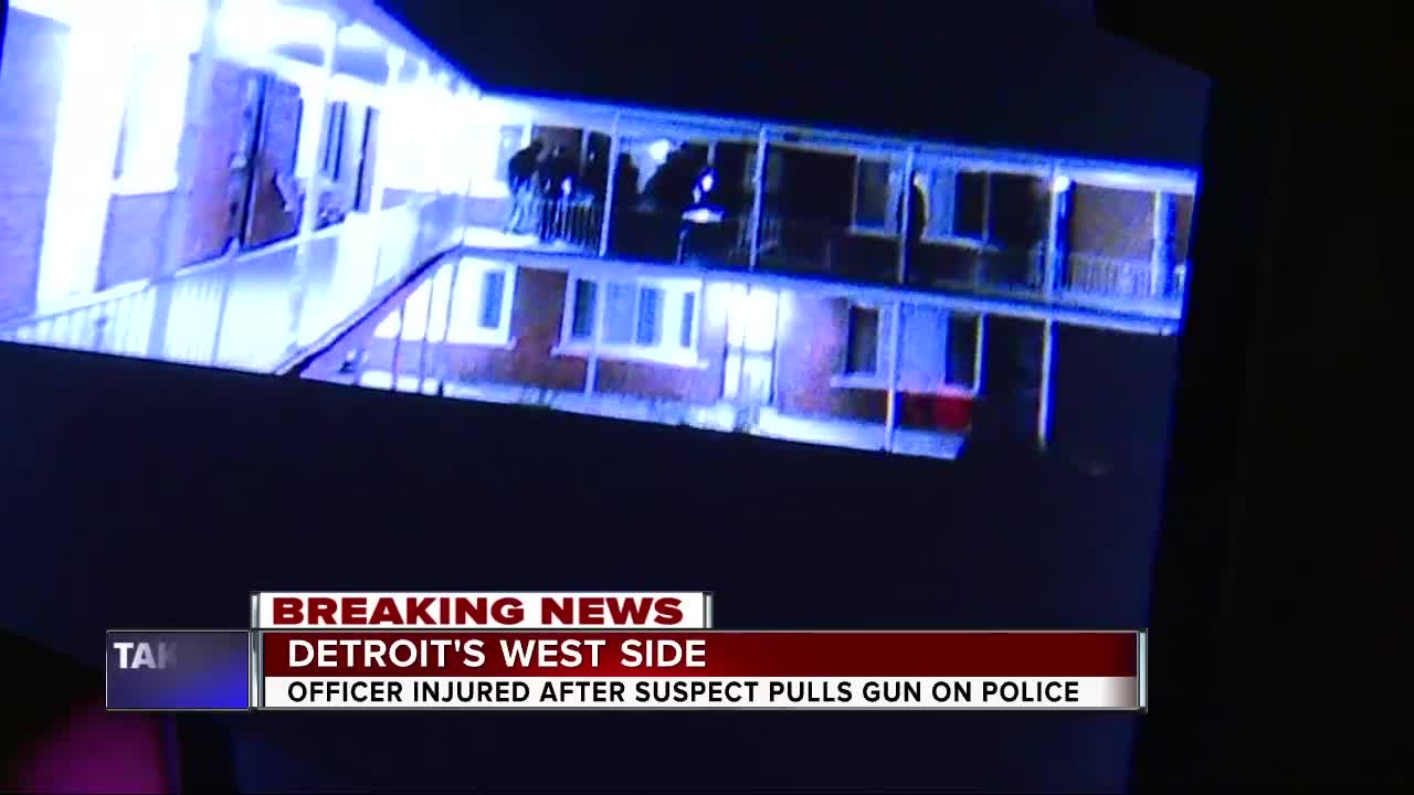 Man arrested, taken to hospital after pulling gun on Detroit Police