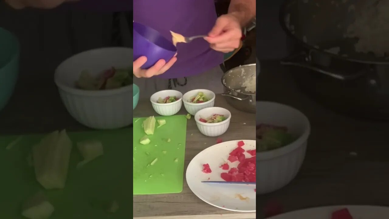 Quick and easy poke bowls #food #sushi #bodybuilding #nutrition