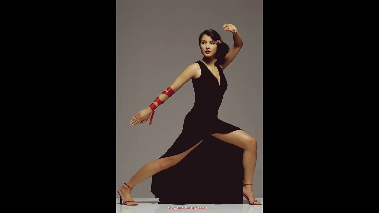 Cross kick Studio Films Kelly HU Moore Martial Artist 4