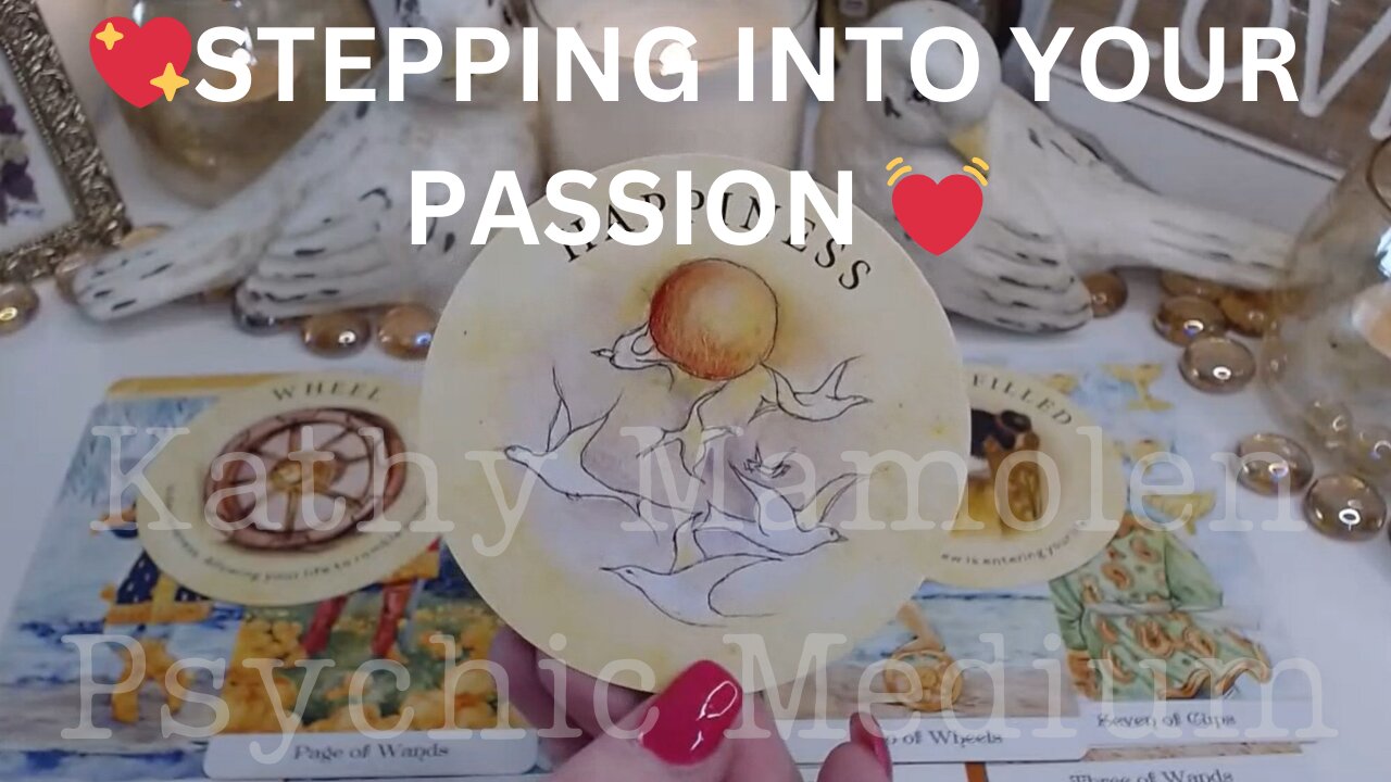 💖STEPPING INTO YOUR PASSION 💓YOUR FUTURE SELF WILL THANK YOU!✨COLLECTIVE LOVE TAROT READING💓✨