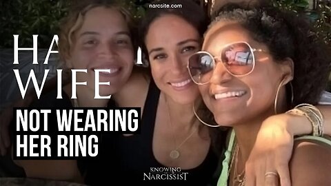 Not Wearing Her Ring : Meghan Markle