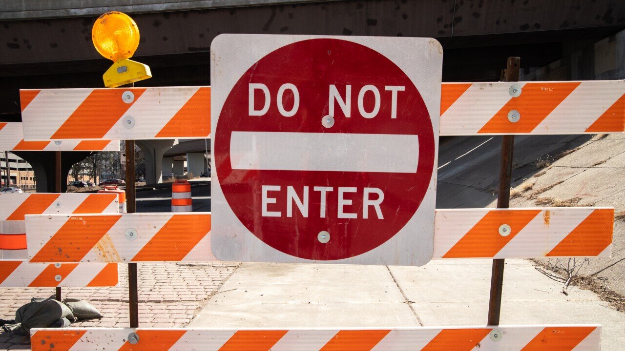 I-696 closing in both directions between I-275 & Telegraph this weekend