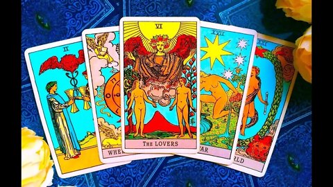 LIVE INTUITIVE READINGS. TAROT. NUMEROLOGY. PENDULUM QUESTIONS. 07.11.22