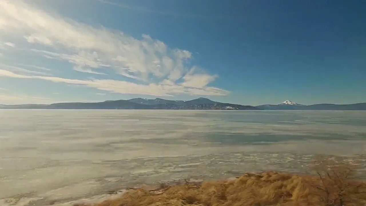 Frozen Upper Klamath Lake