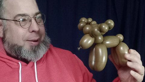Day 80 - How to Make One Balloon Moose - 365 Days of Balloons