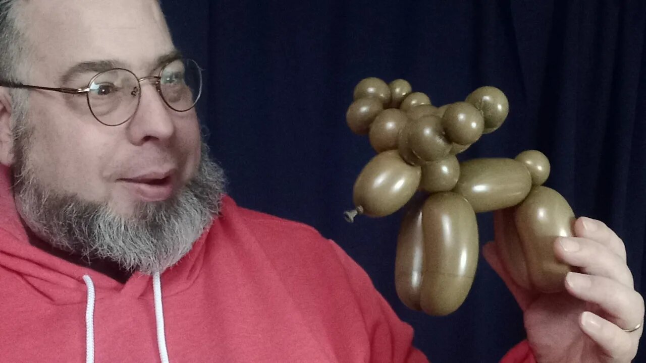 Day 80 - How to Make One Balloon Moose - 365 Days of Balloons