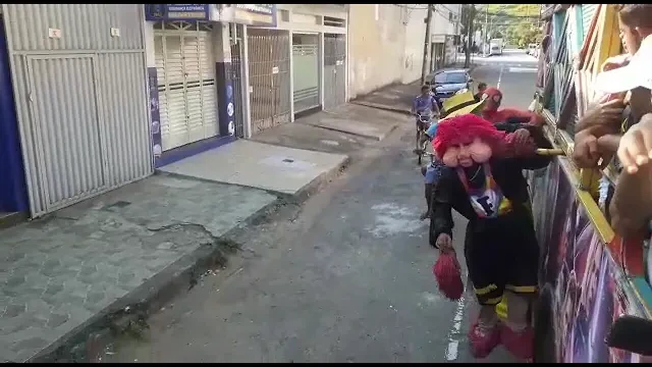 OS REIS DOS PASSINHOS DA CARRETA DA ALEGRIA, DANÇANDO FOFÃO, CHAVES, BEN10 E PATATI @valdeir641