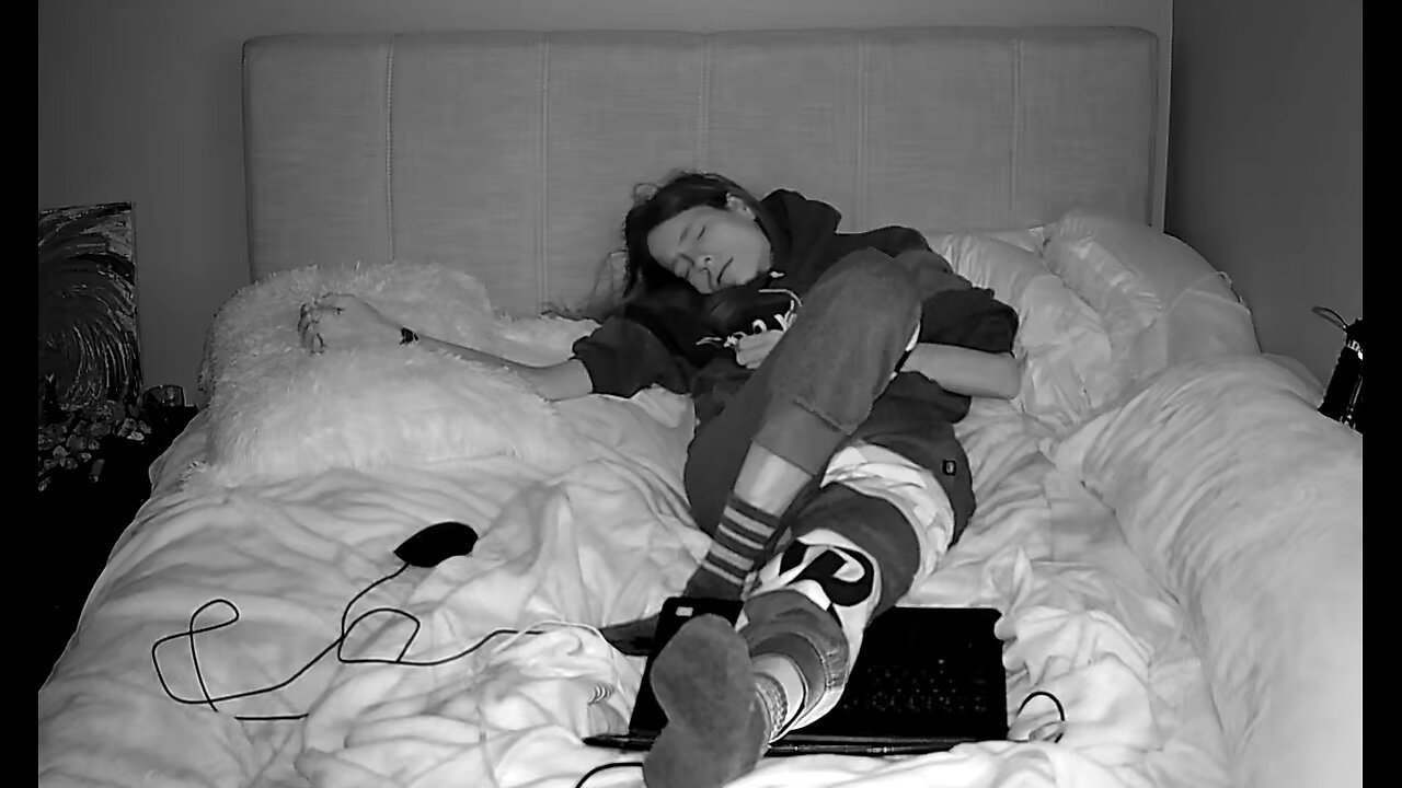 PC Time In Bed! Restless Sleep 💤 Jan 31, 2024 😴 PLMD